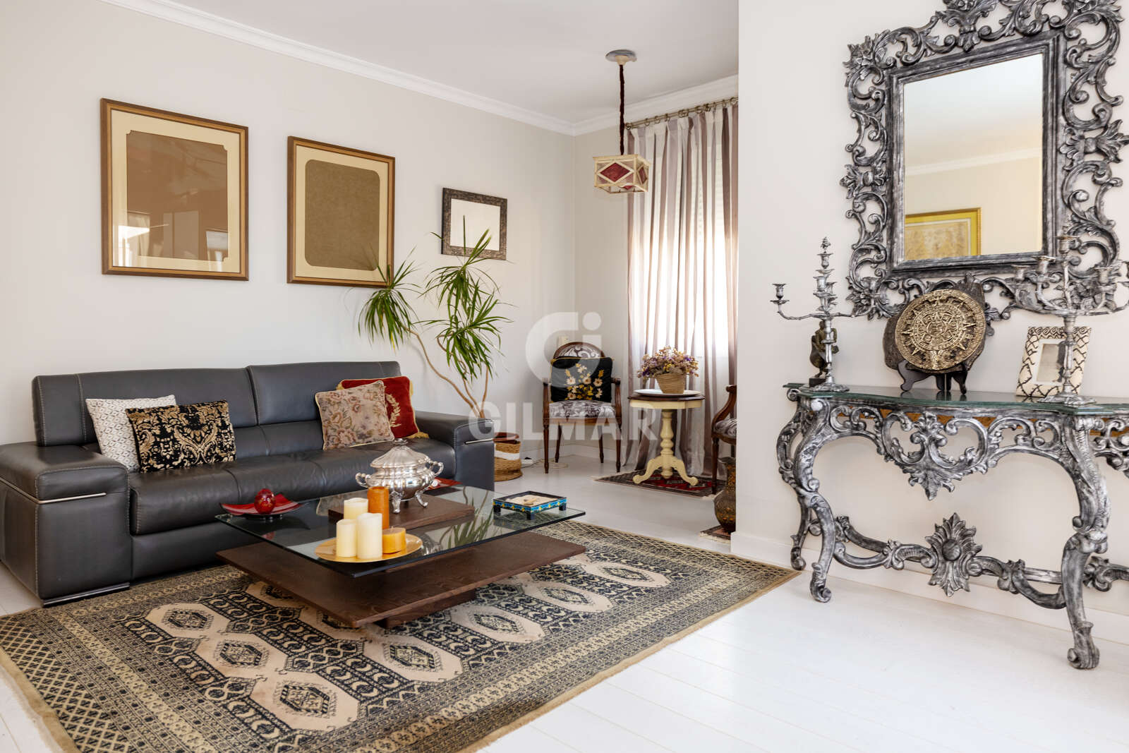 Property slider Gilmar