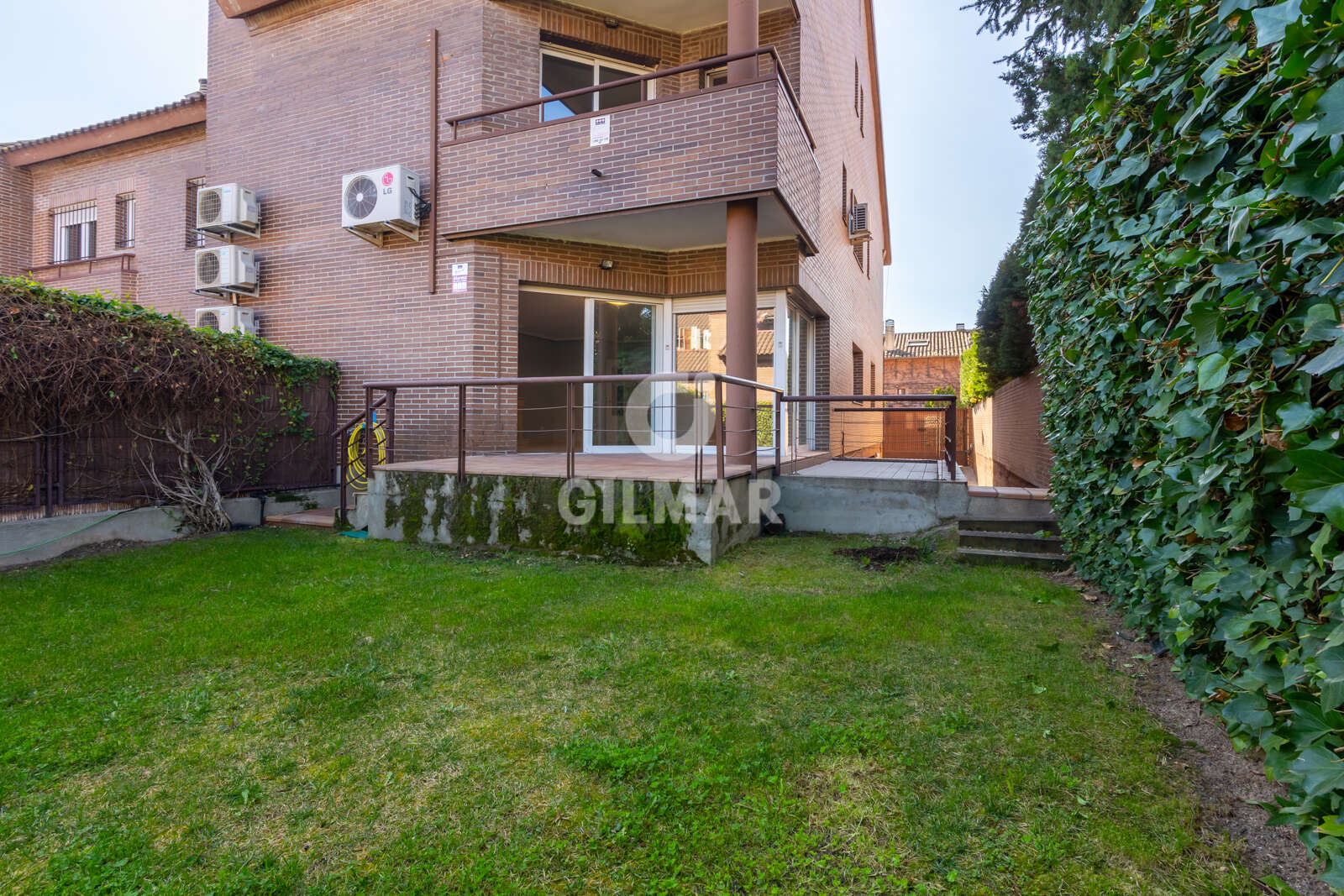Property slider Gilmar
