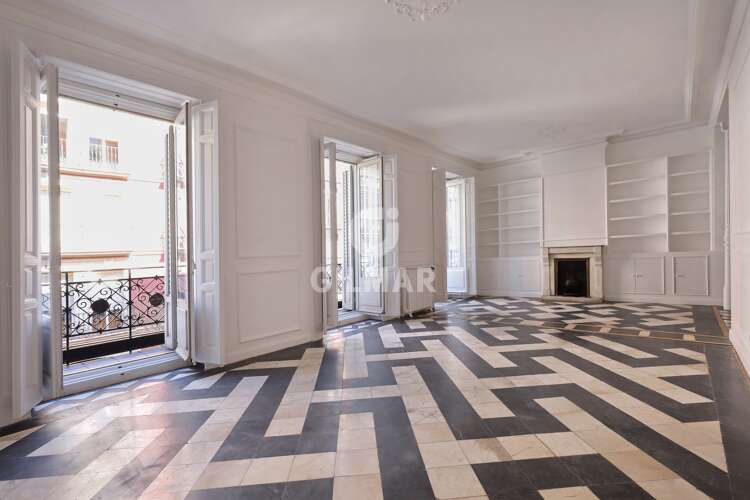 Piso en alquiler en Jerónimos – Madrid | Gilmar Consulting