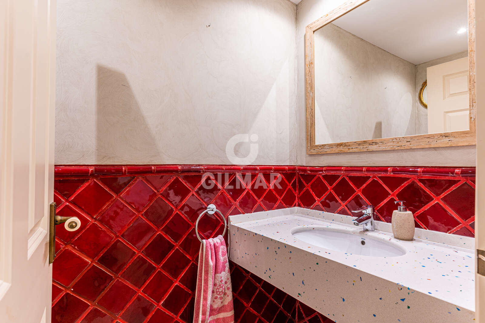 Property slider Gilmar