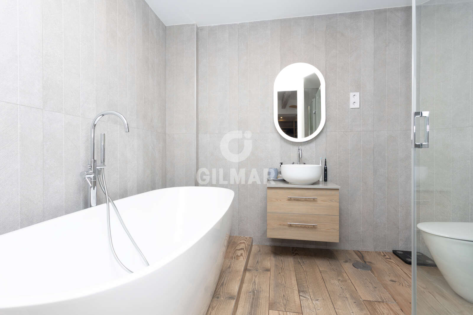 Property slider Gilmar