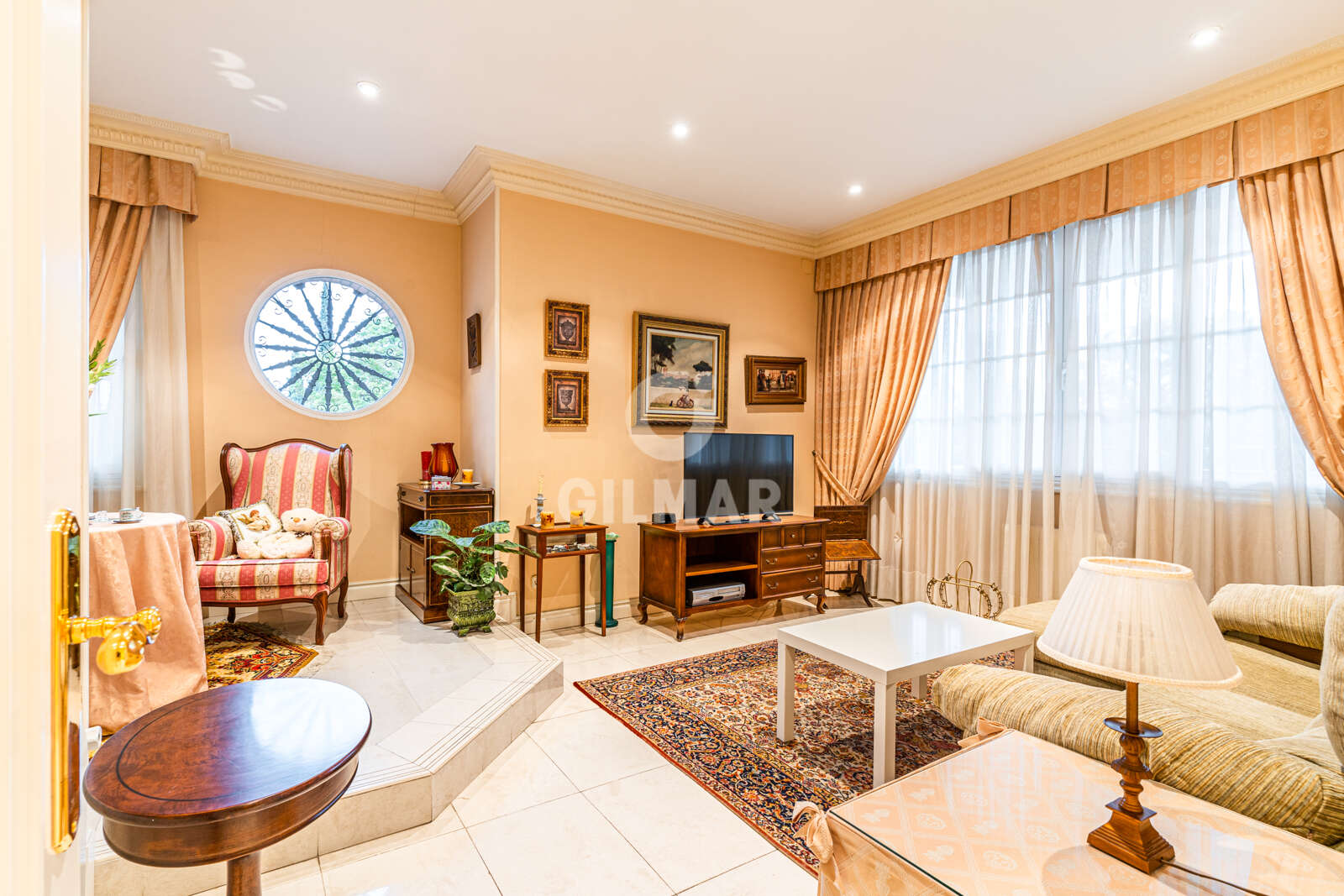 Property slider Gilmar