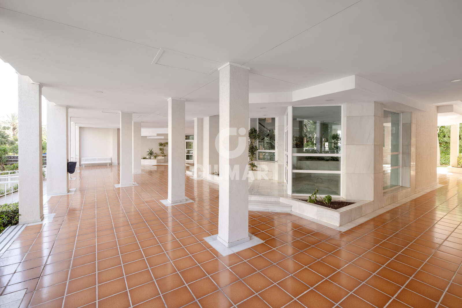 Property slider Gilmar