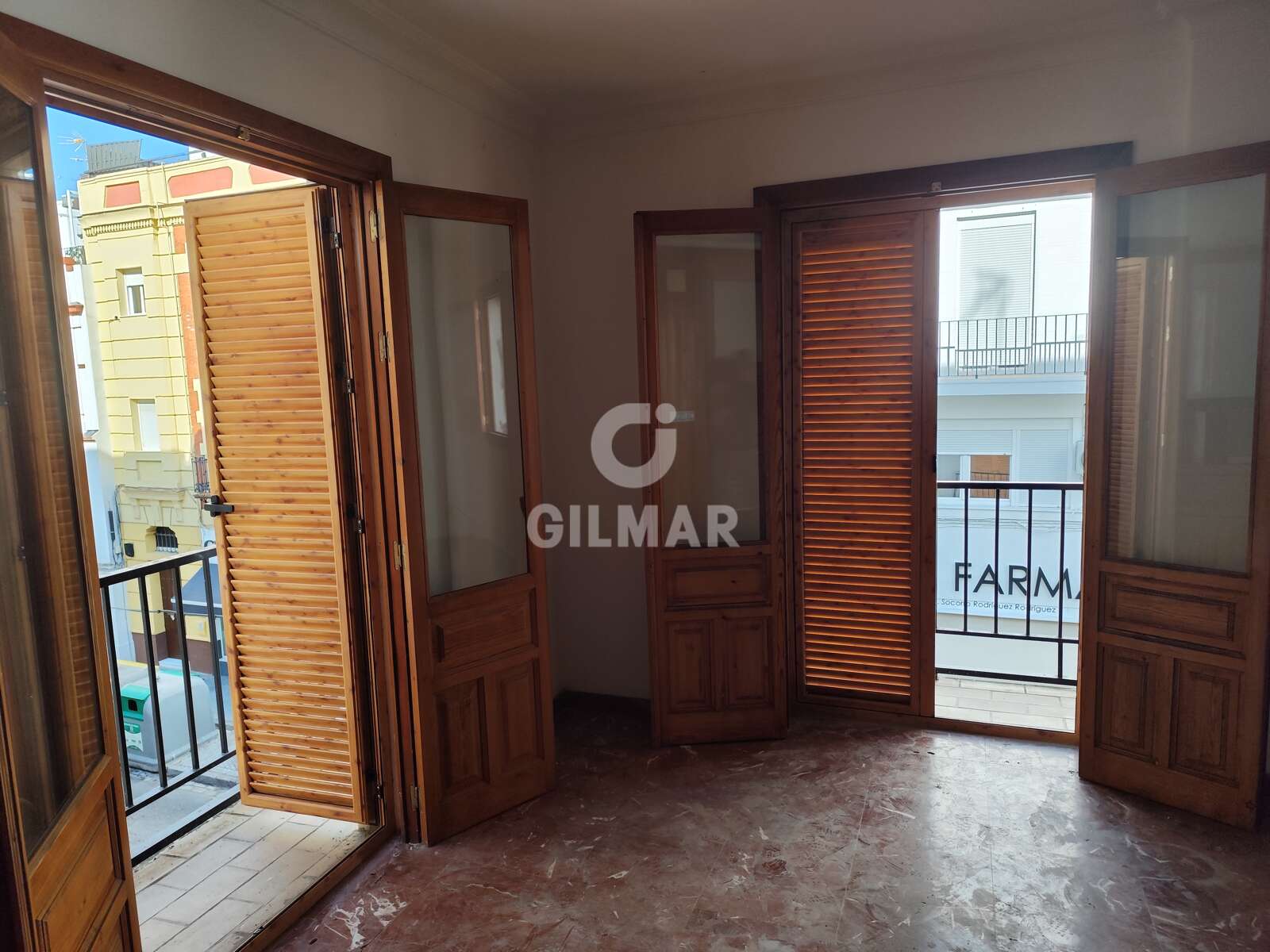 Property slider Gilmar