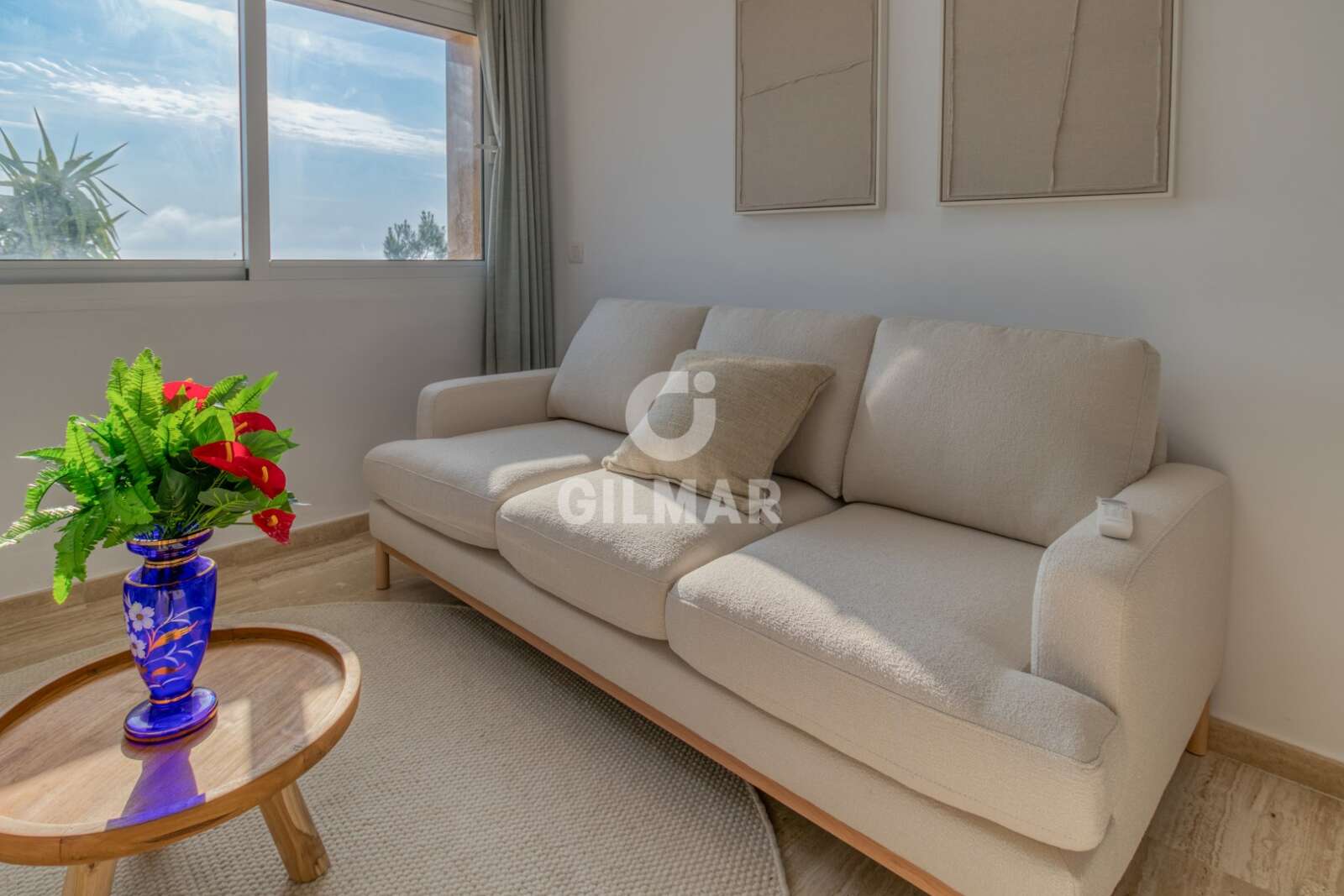 Property slider Gilmar
