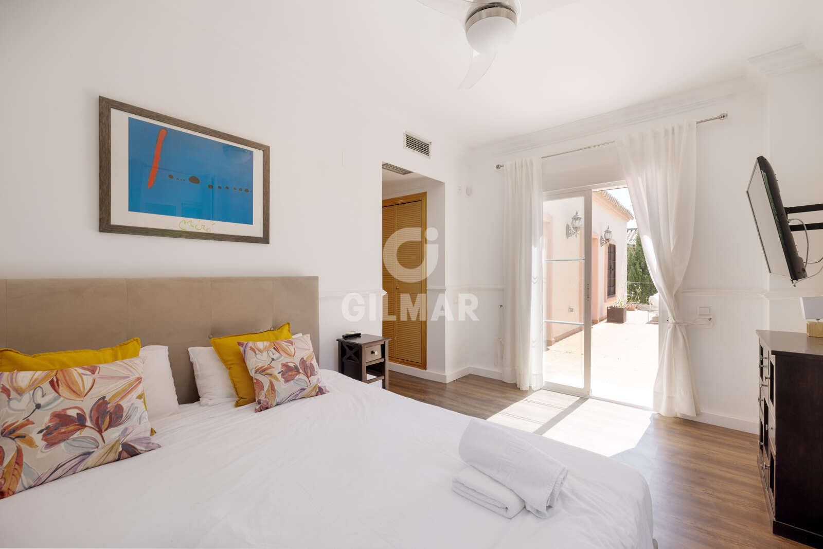 Property slider Gilmar