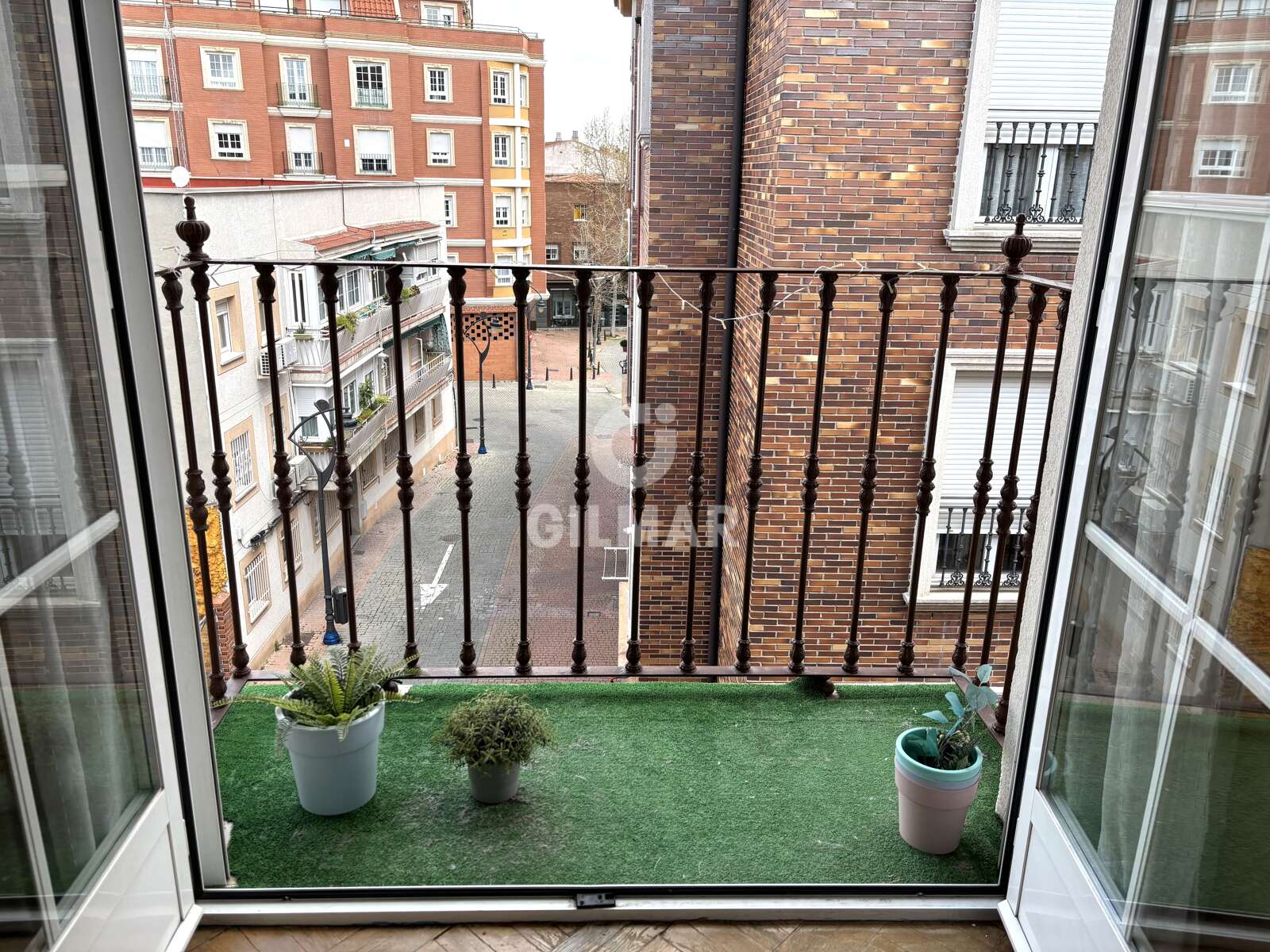 Property slider Gilmar