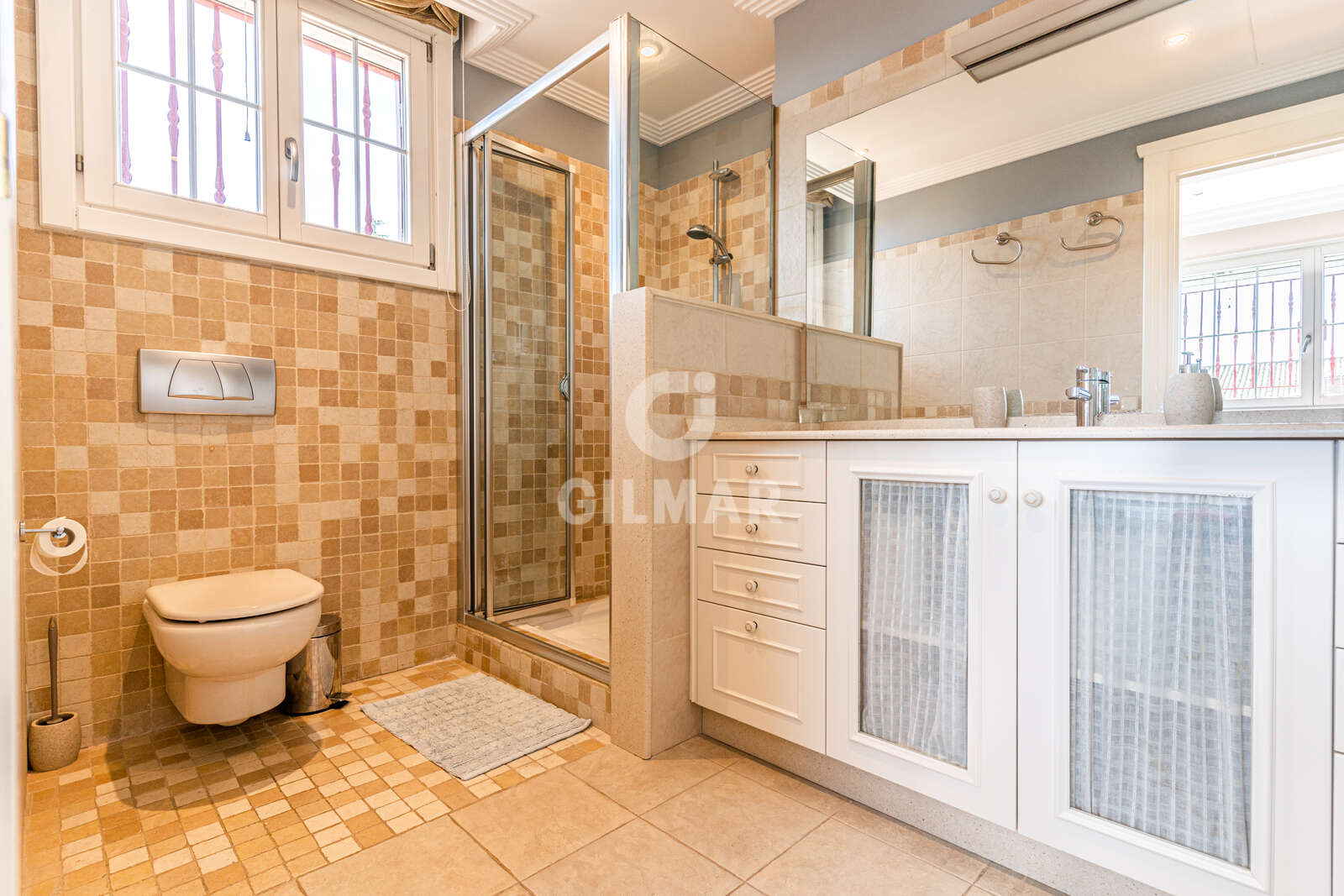 Property slider Gilmar