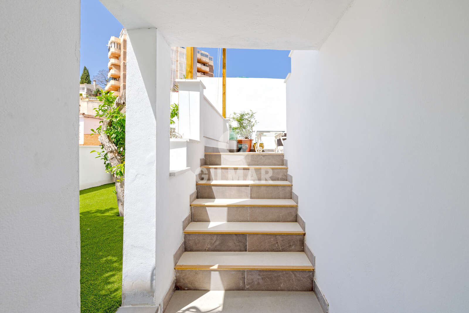 Property slider Gilmar