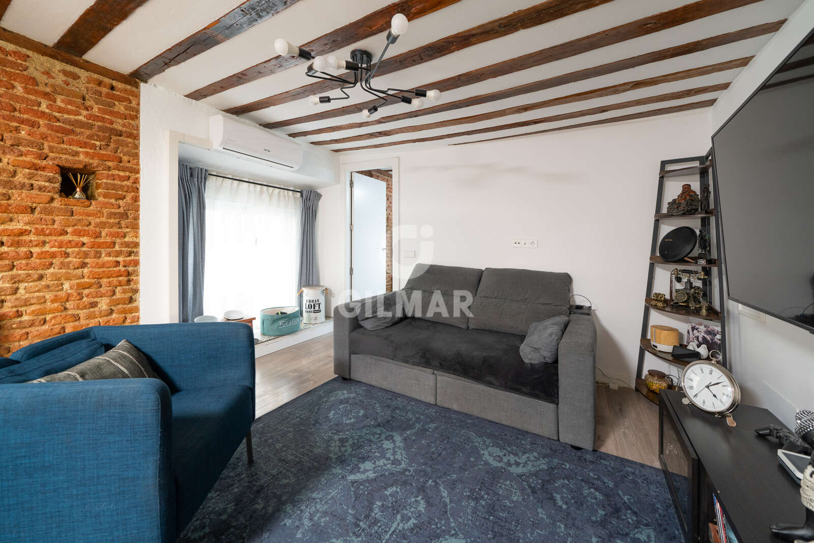 Property slider Gilmar