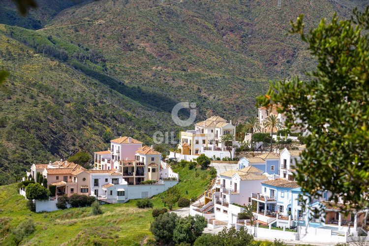 Chalet Adosado en venta en Benahavís – Málaga | Gilmar Consulting