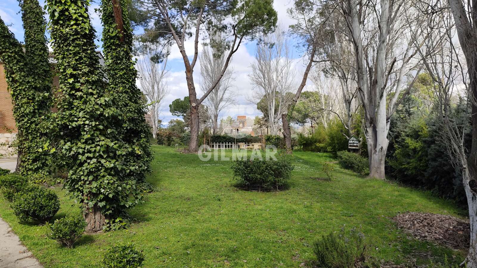 Property slider Gilmar