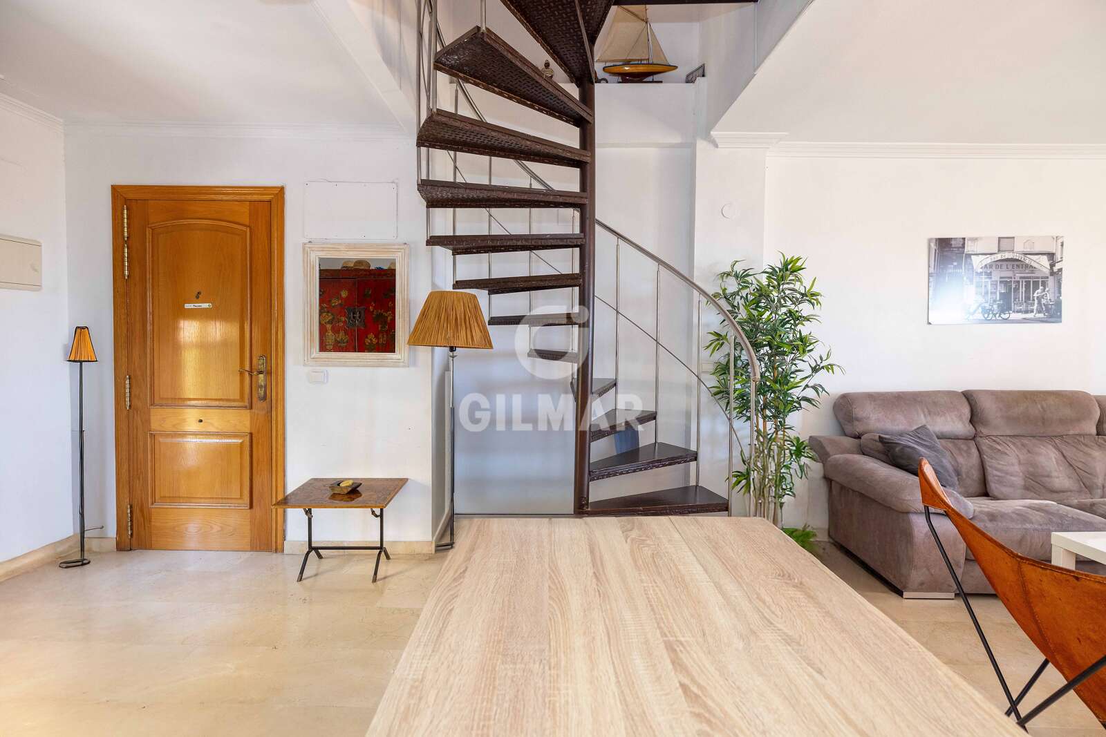 Property slider Gilmar