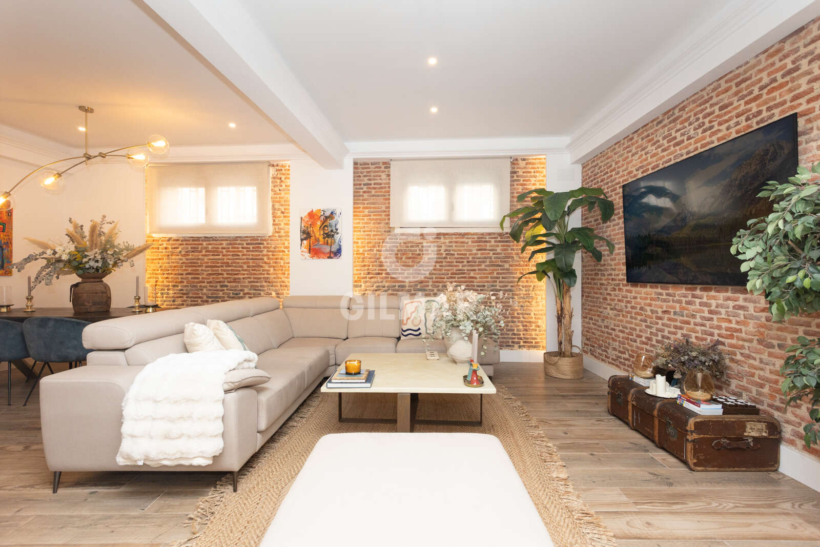 Property slider Gilmar