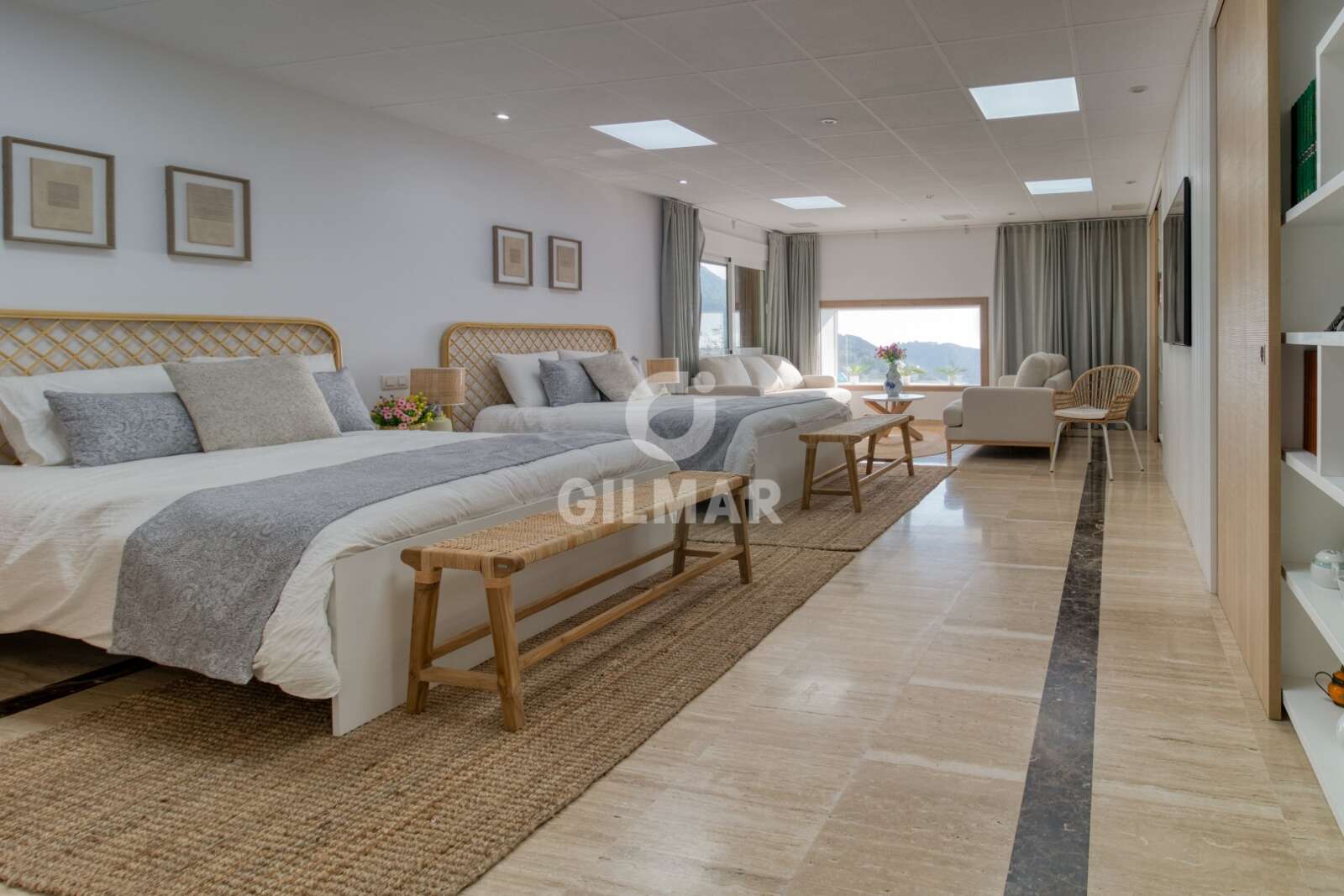 Property slider Gilmar