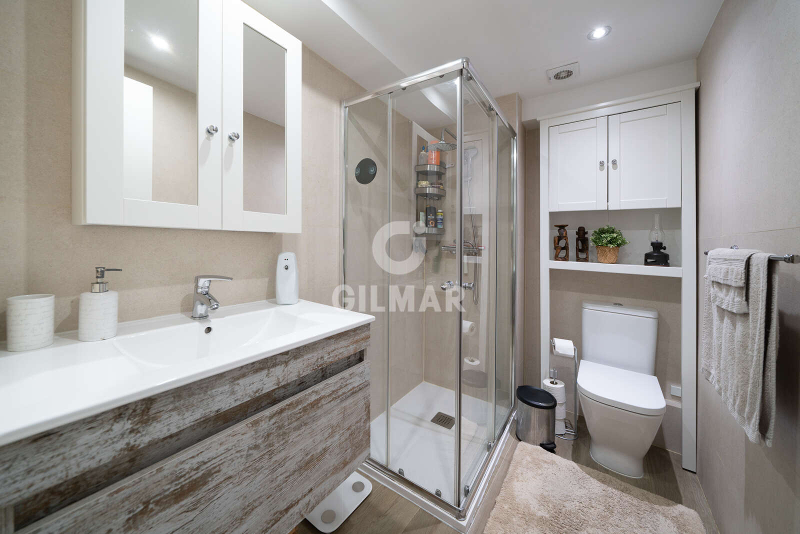 Property slider Gilmar