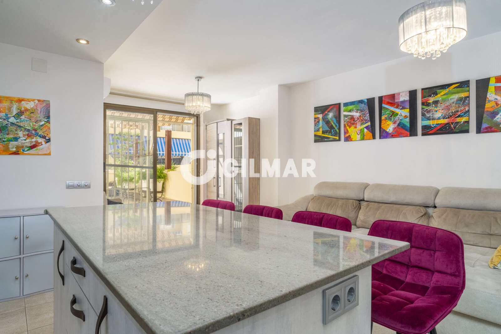 Property slider Gilmar