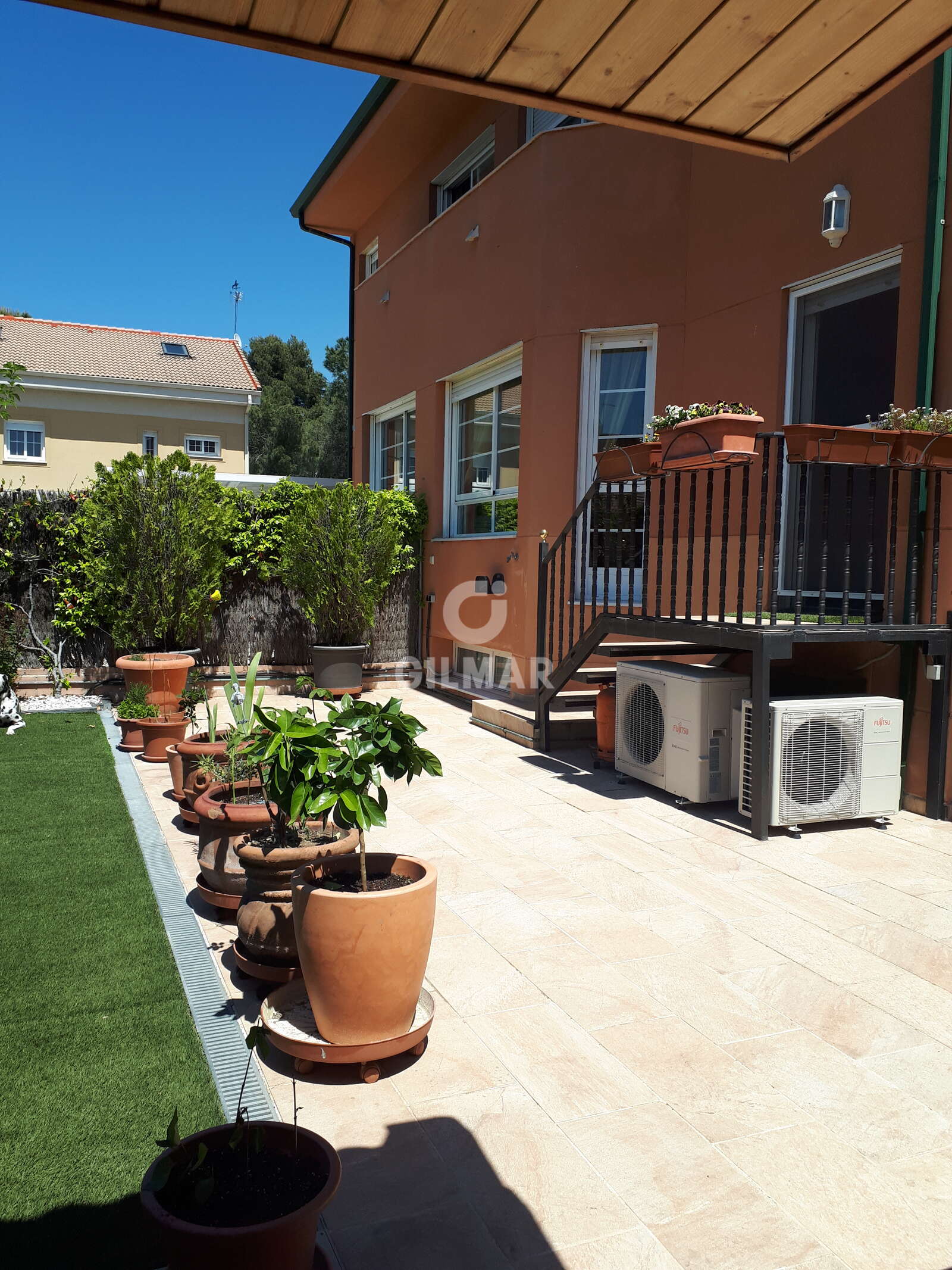 Property slider Gilmar