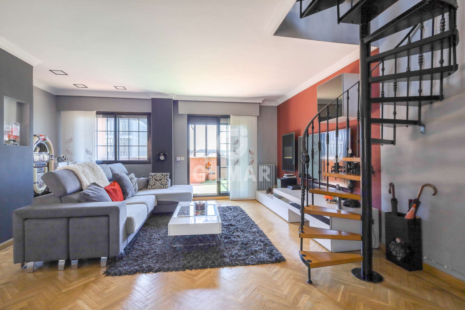 Property slider Gilmar