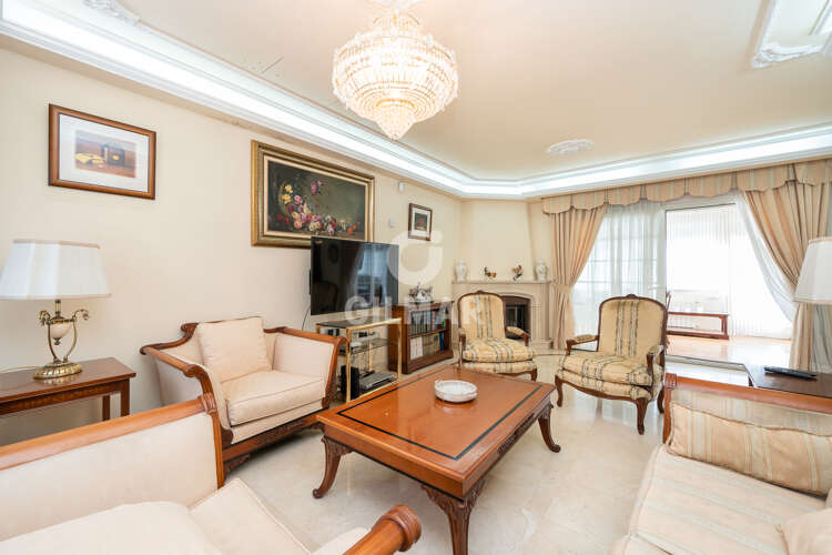 Chalet Independiente en venta en Tres Olivos – Madrid | Gilmar