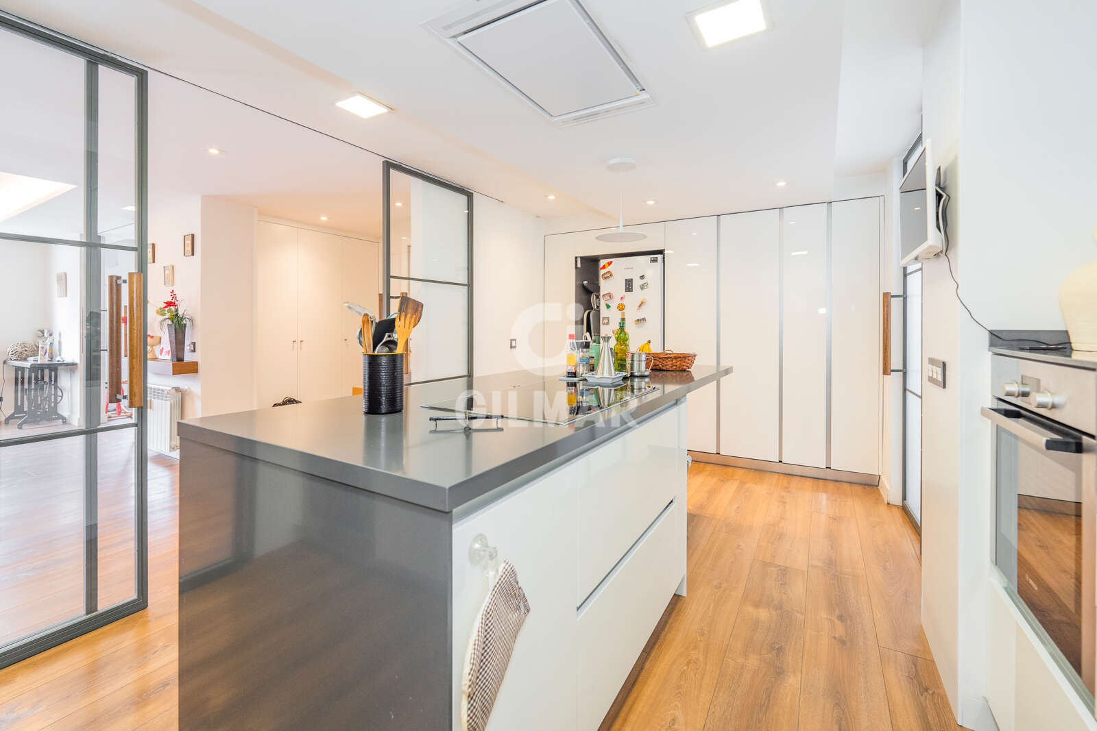 Property slider Gilmar
