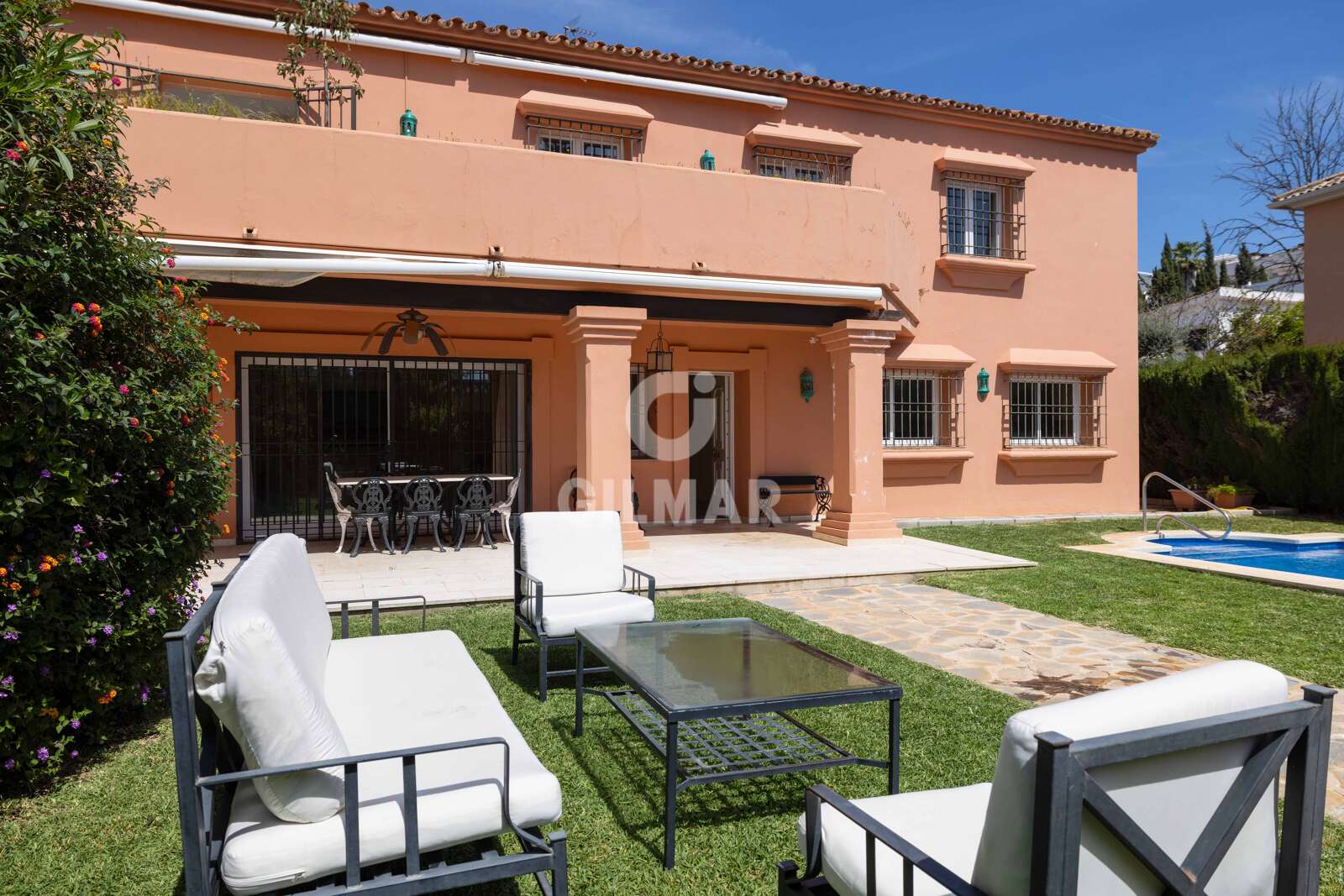 Property slider Gilmar
