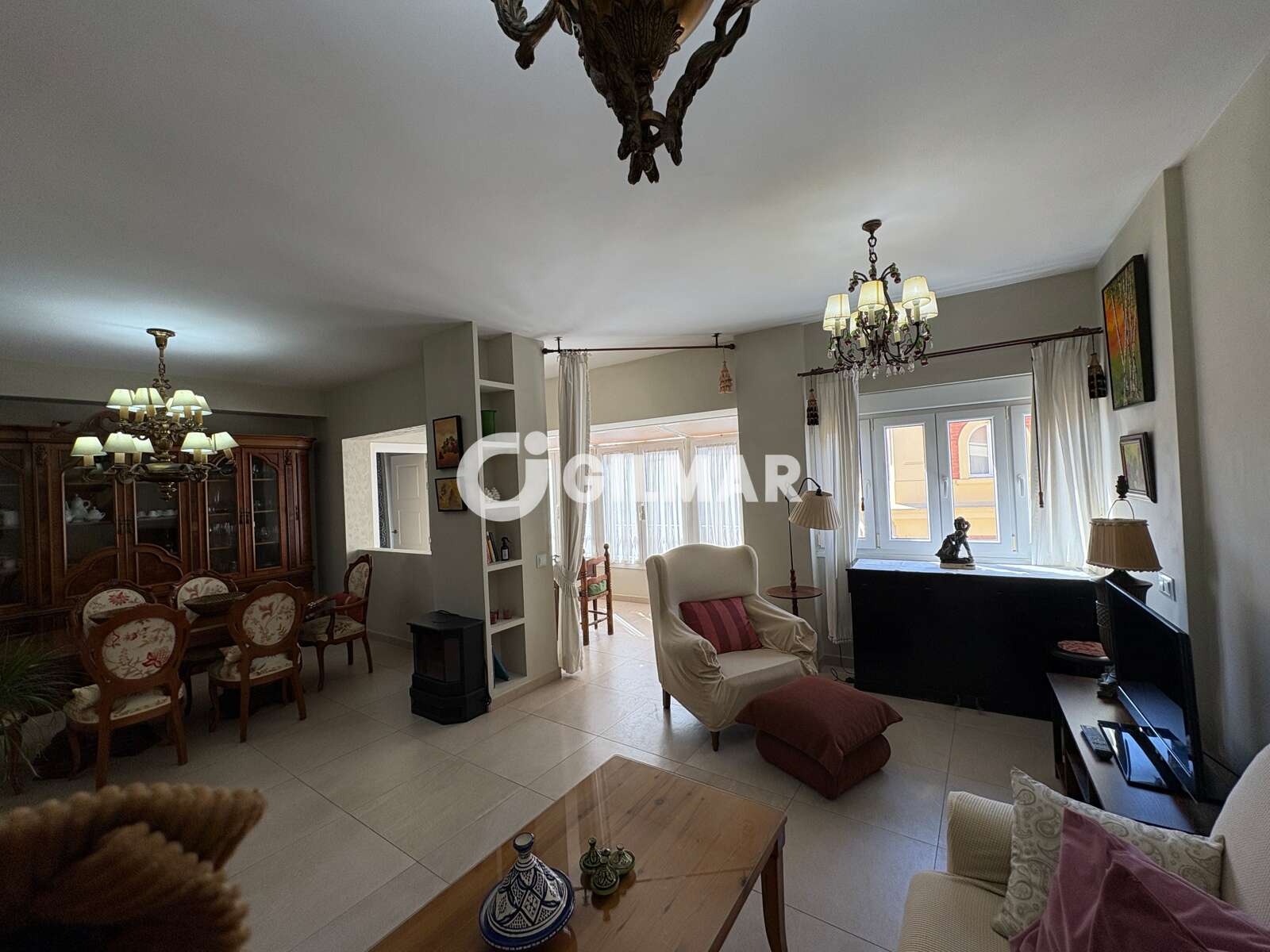 Property slider Gilmar