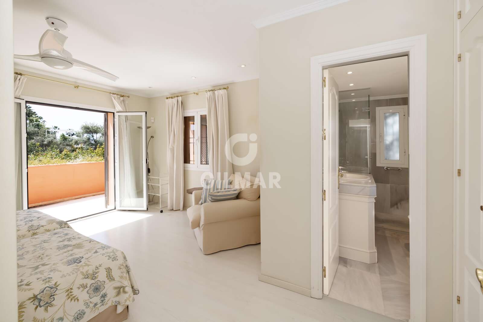 Property slider Gilmar