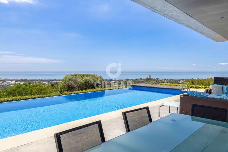Villa for sale in Marbella Este – Málaga | Gilmar Consulting