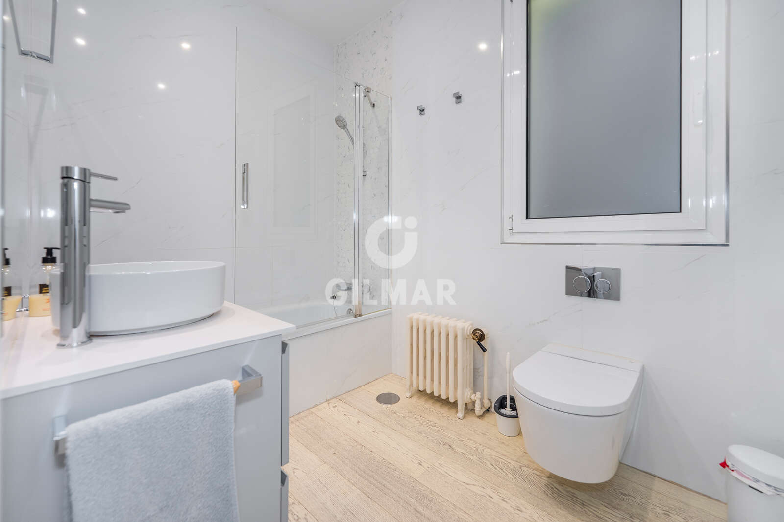 Property slider Gilmar