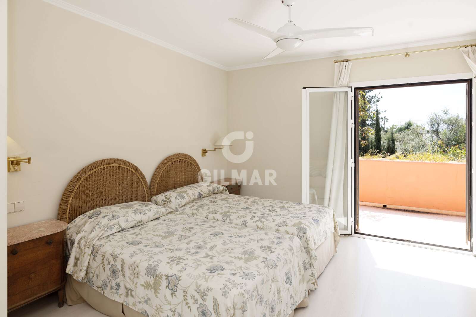 Property slider Gilmar
