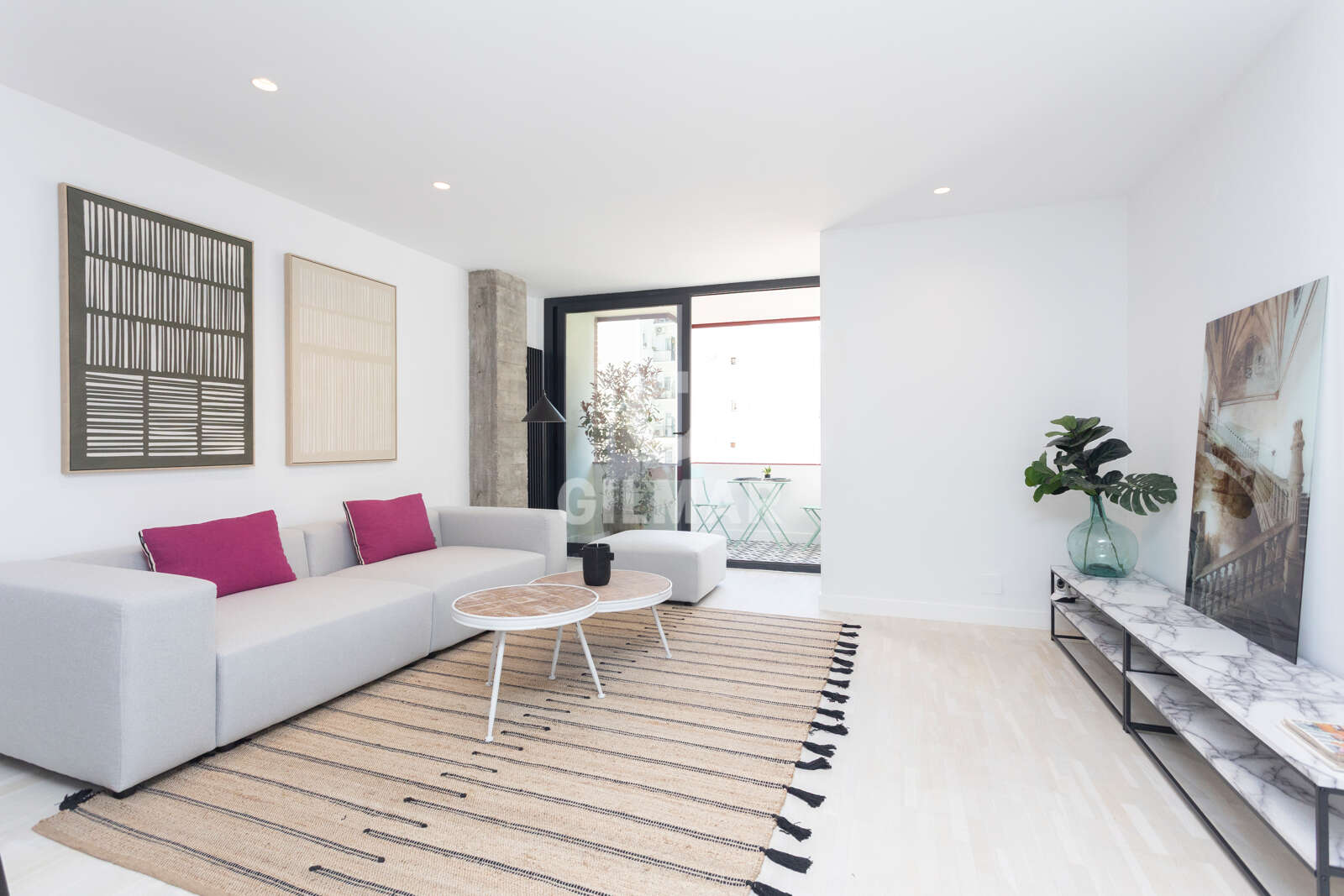 Property slider Gilmar