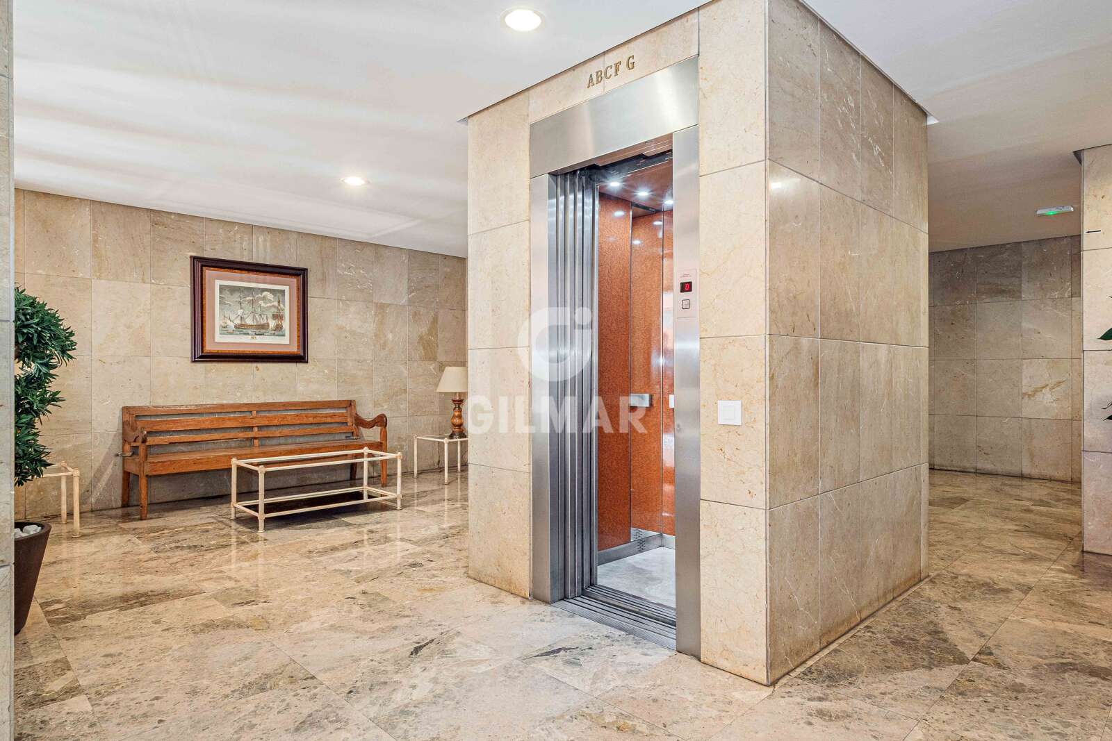 Property slider Gilmar