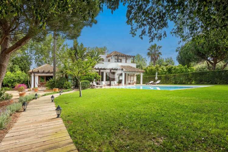 Villa for sale in Conil de la Frontera – Cádiz | Gilmar Consulting