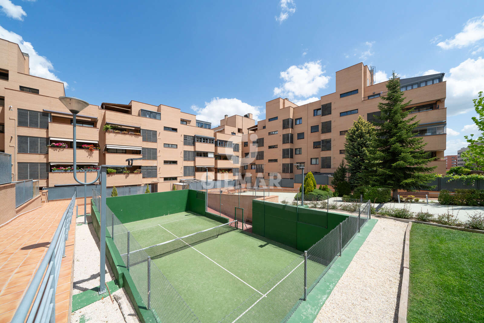 Property slider Gilmar