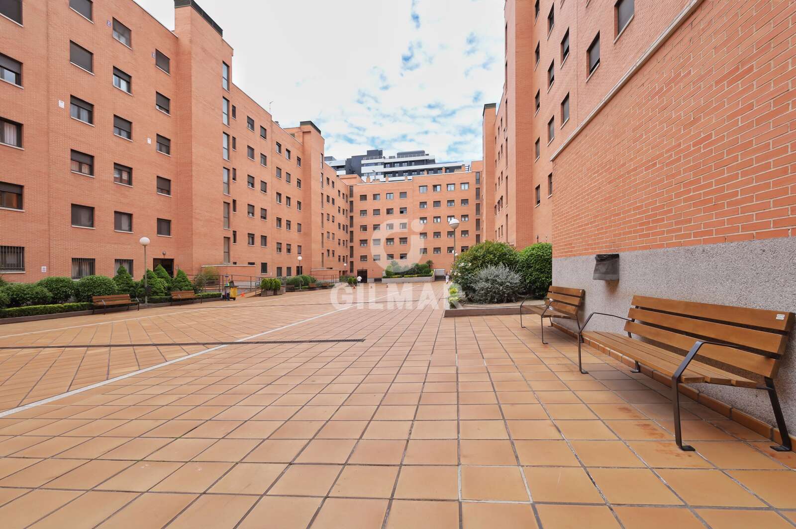 Property slider Gilmar