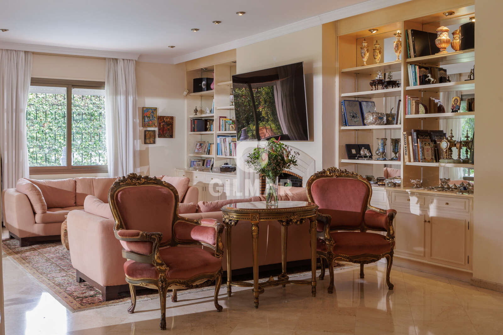 Property slider Gilmar