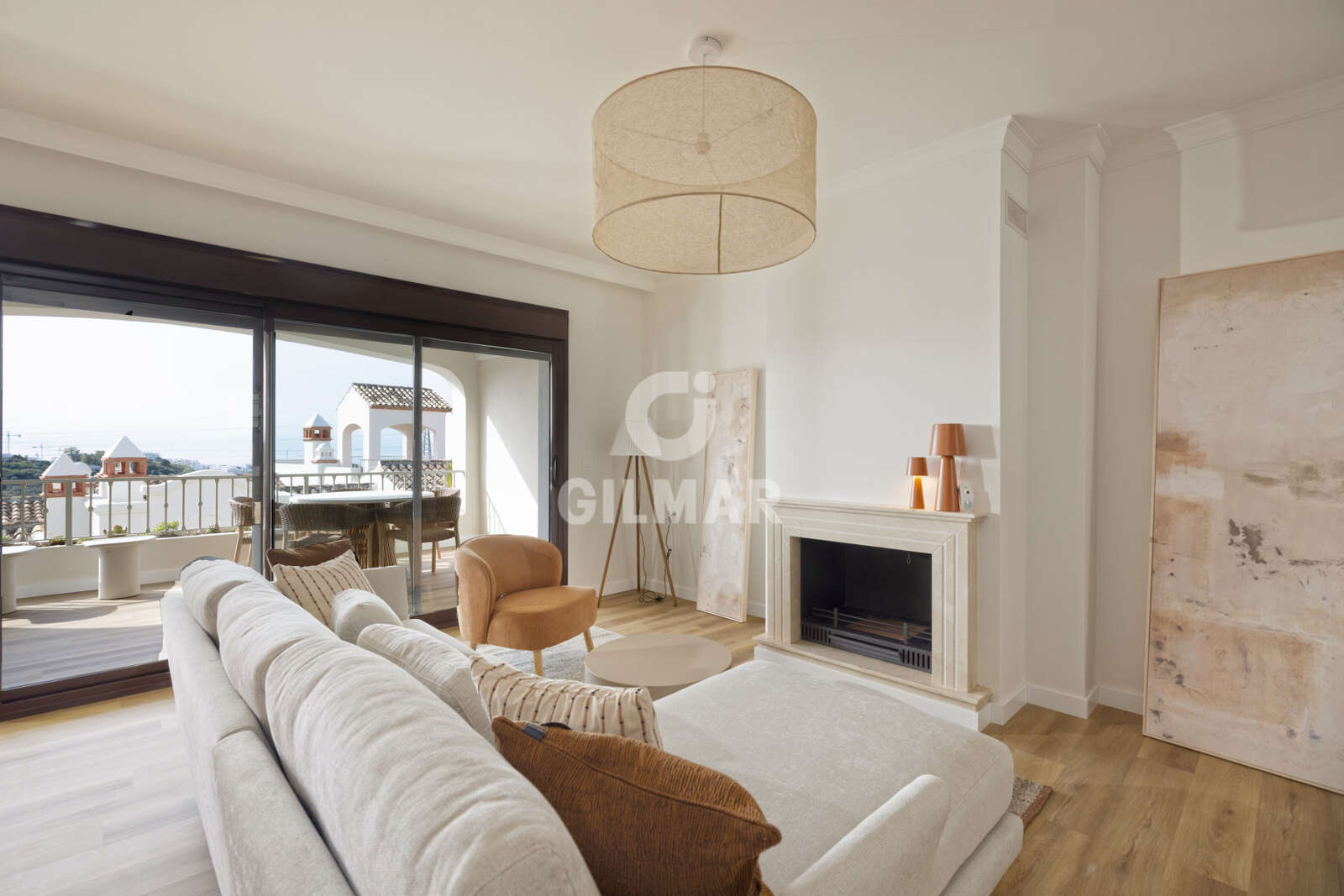 Property slider Gilmar
