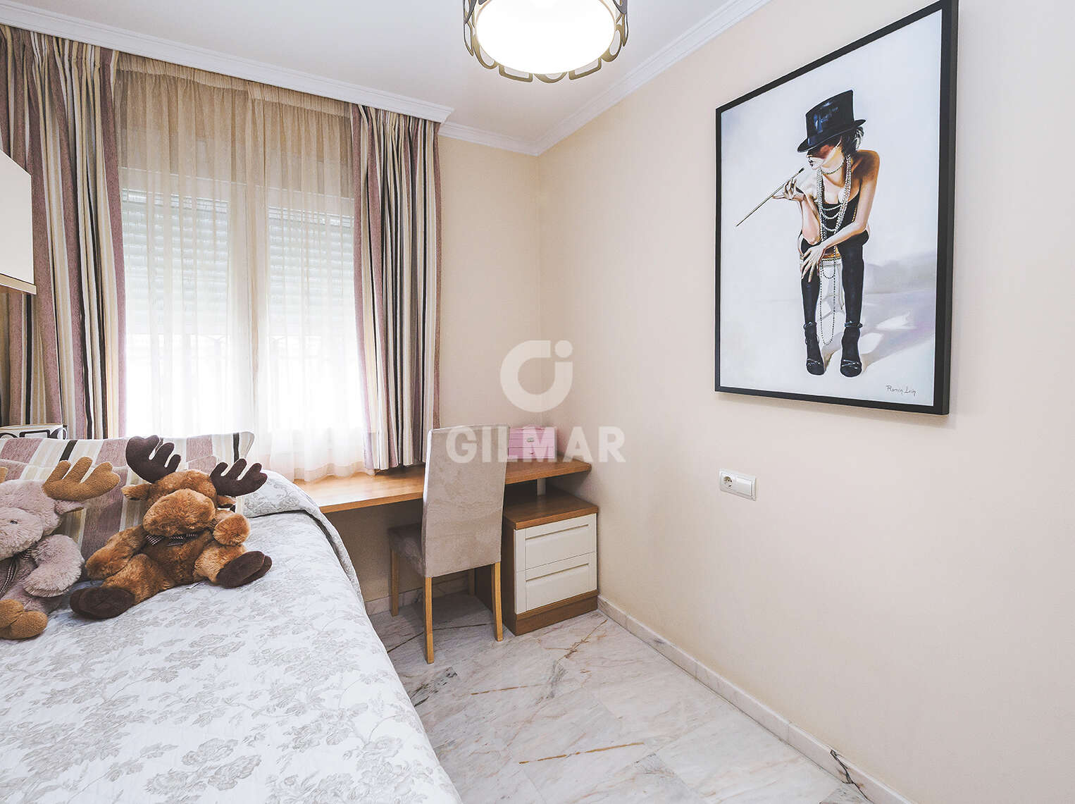 Property slider Gilmar
