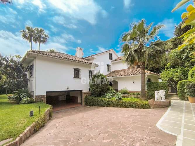 Chalet Independiente en venta en Marbella Este – Málaga | Gilmar
