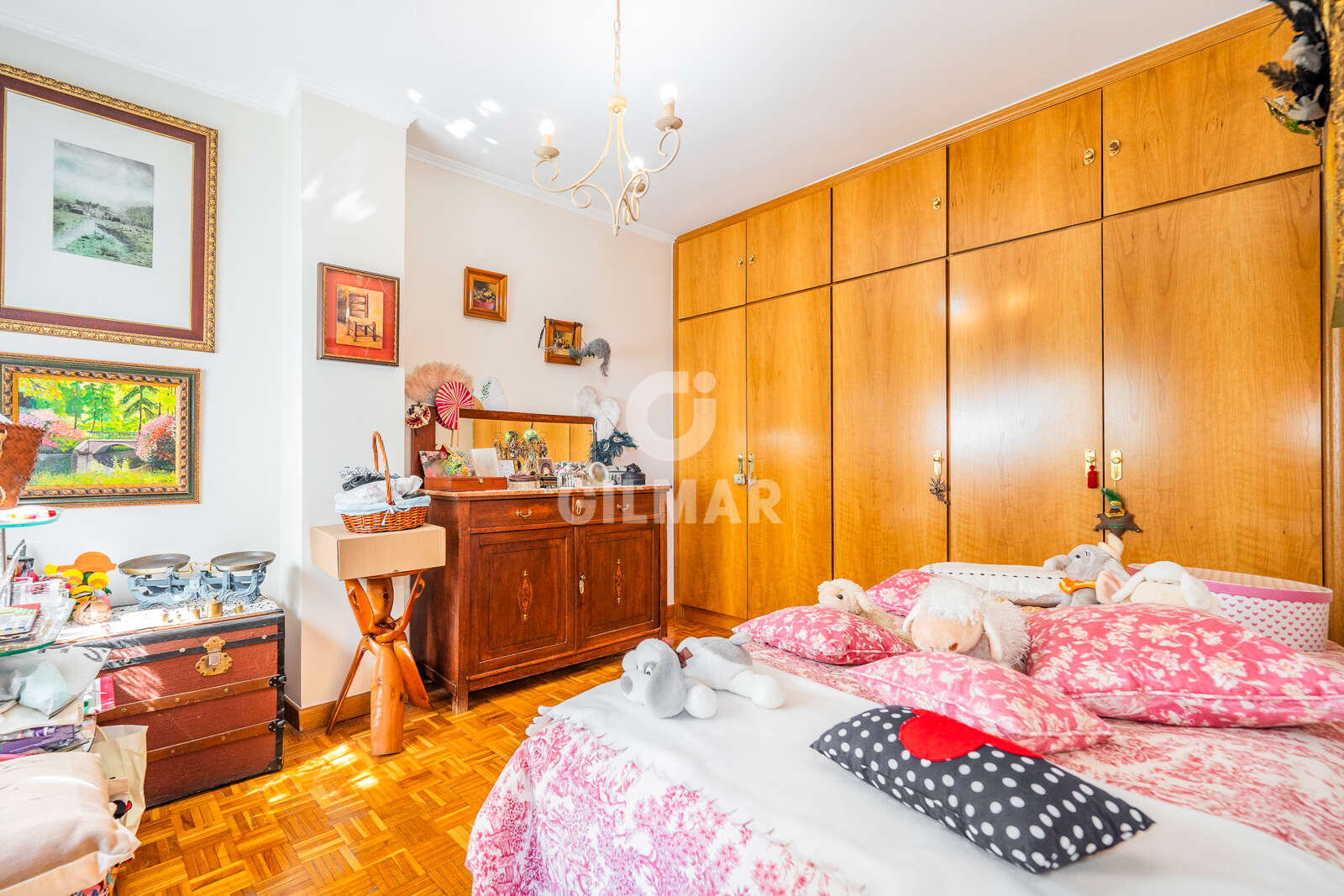 Property slider Gilmar