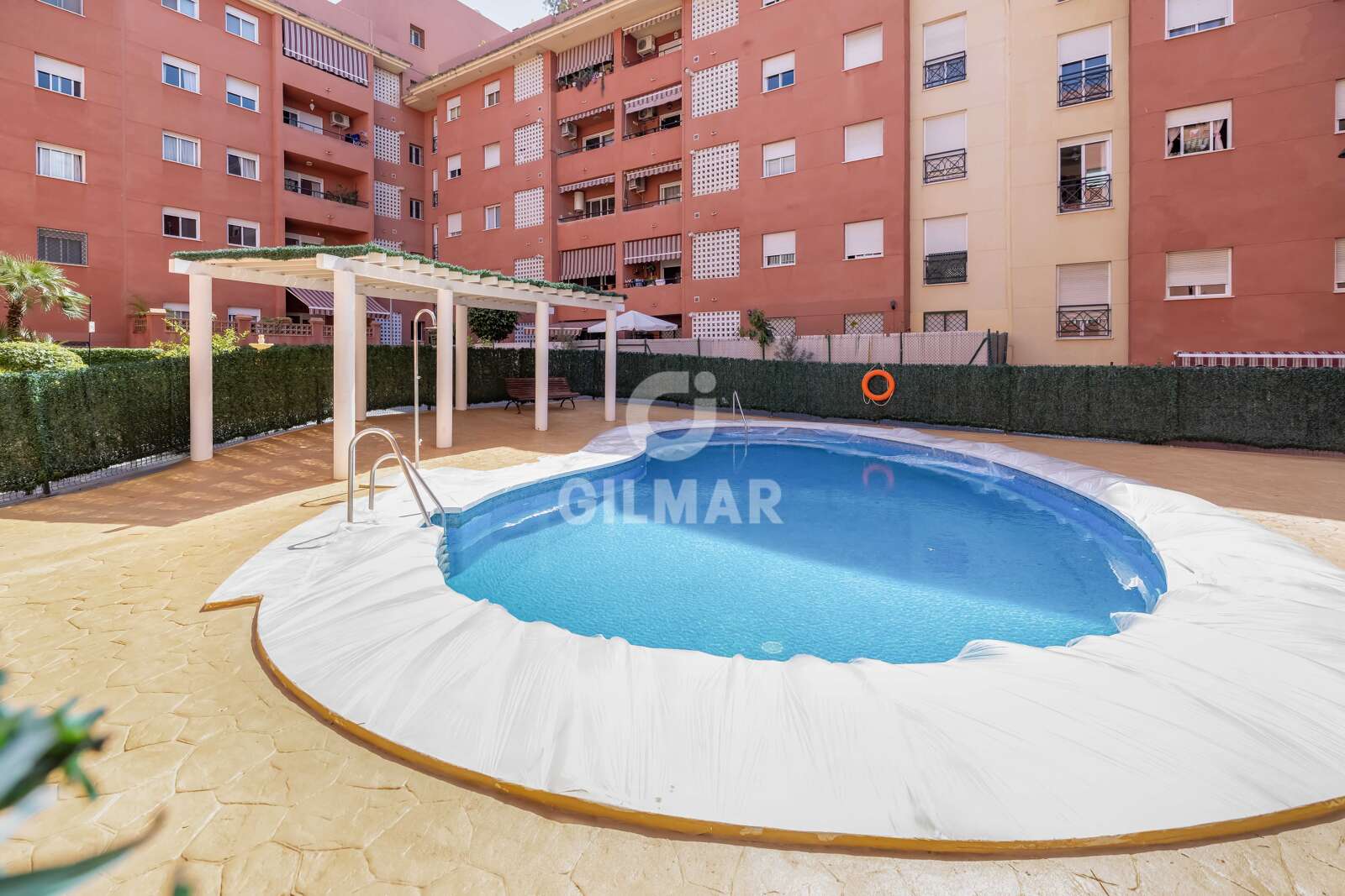 Property slider Gilmar