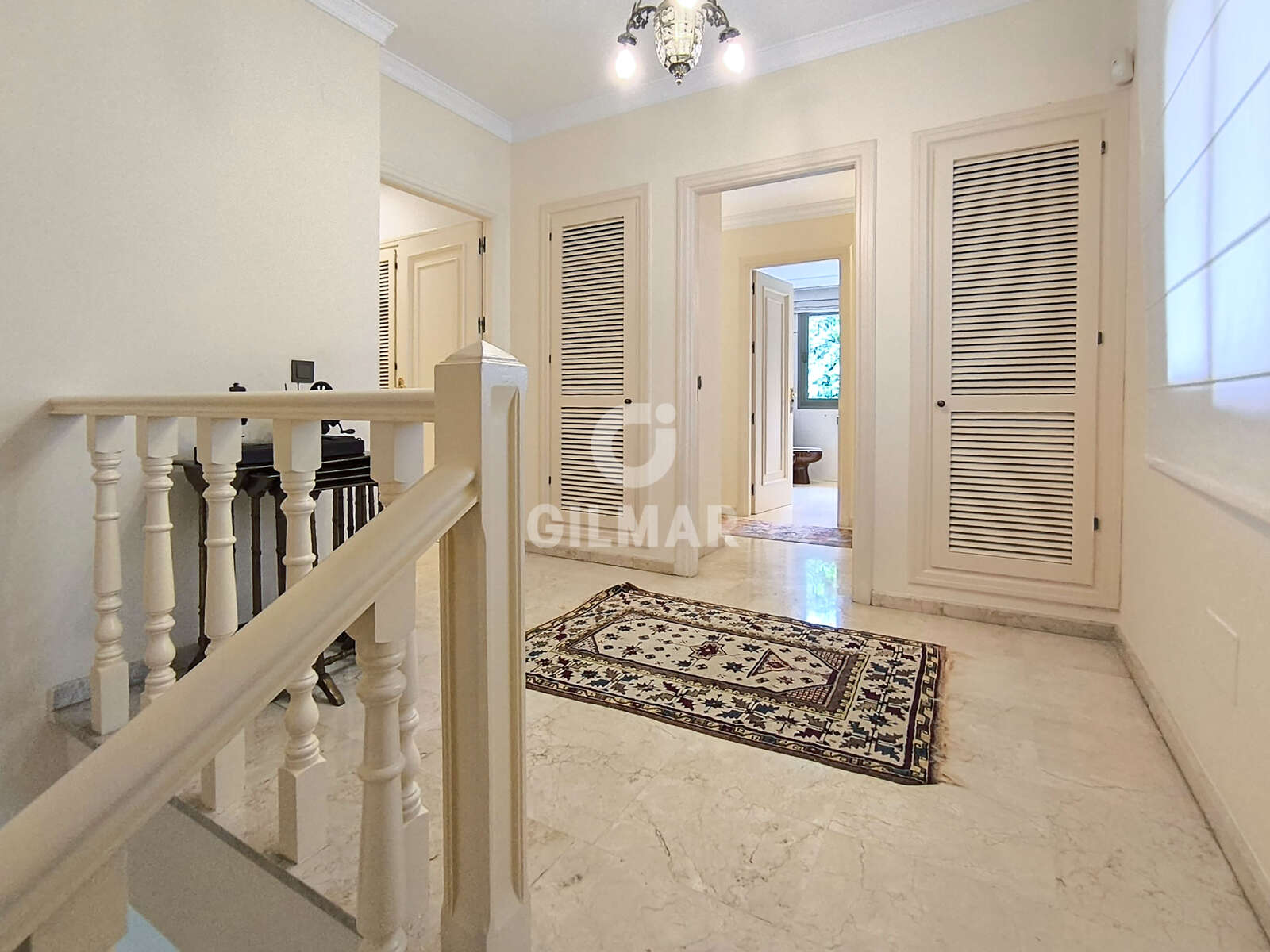 Property slider Gilmar