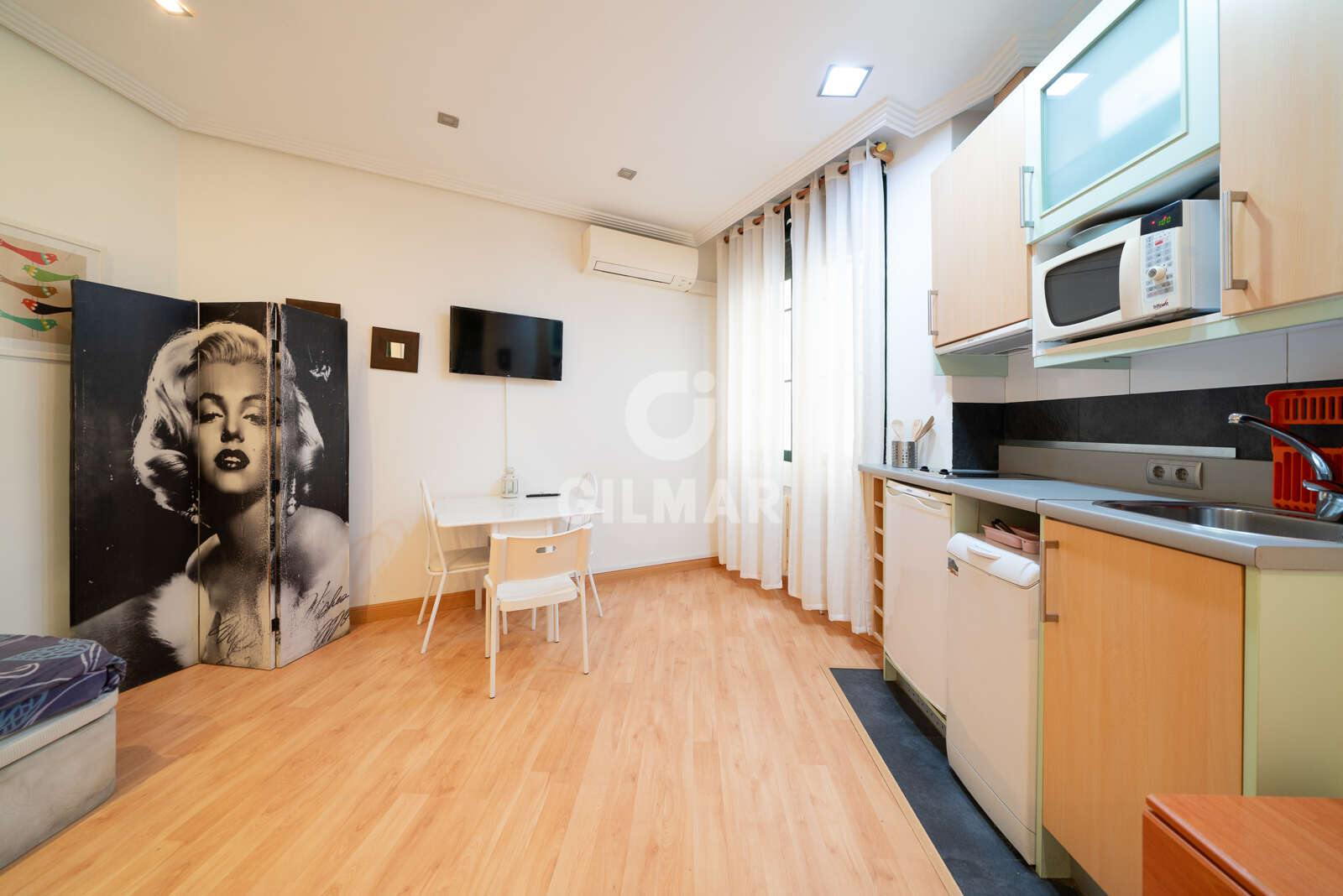 Property slider Gilmar