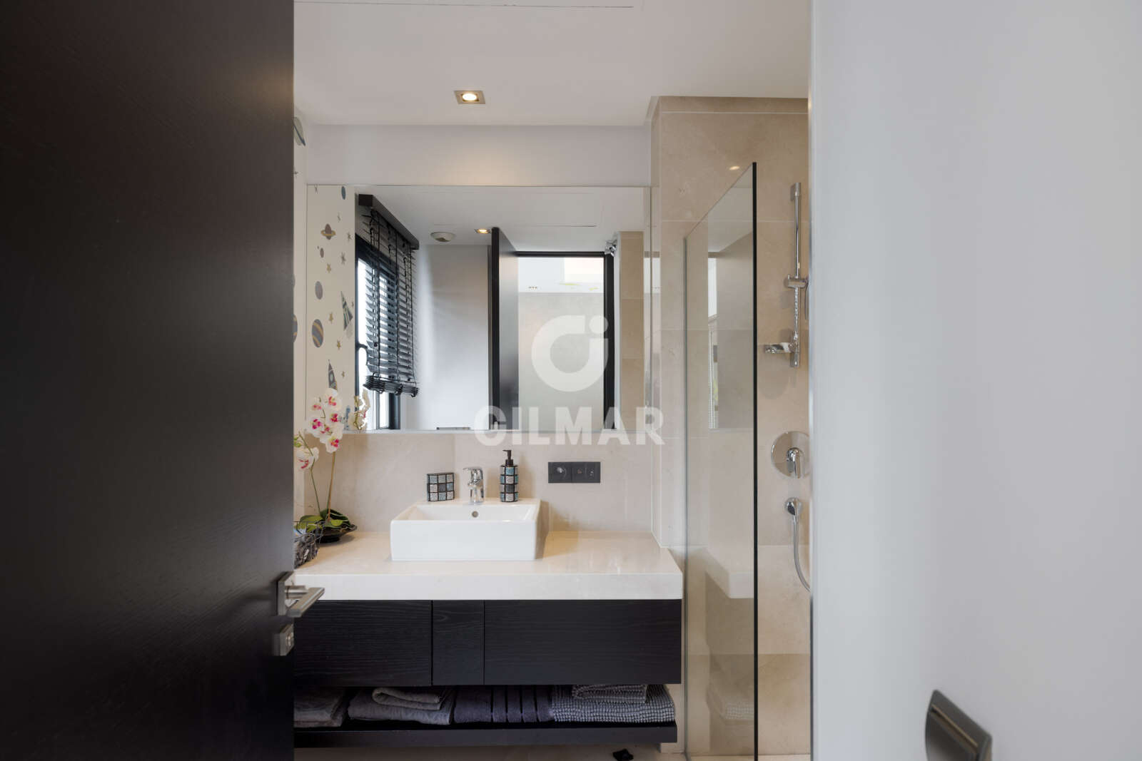 Property slider Gilmar