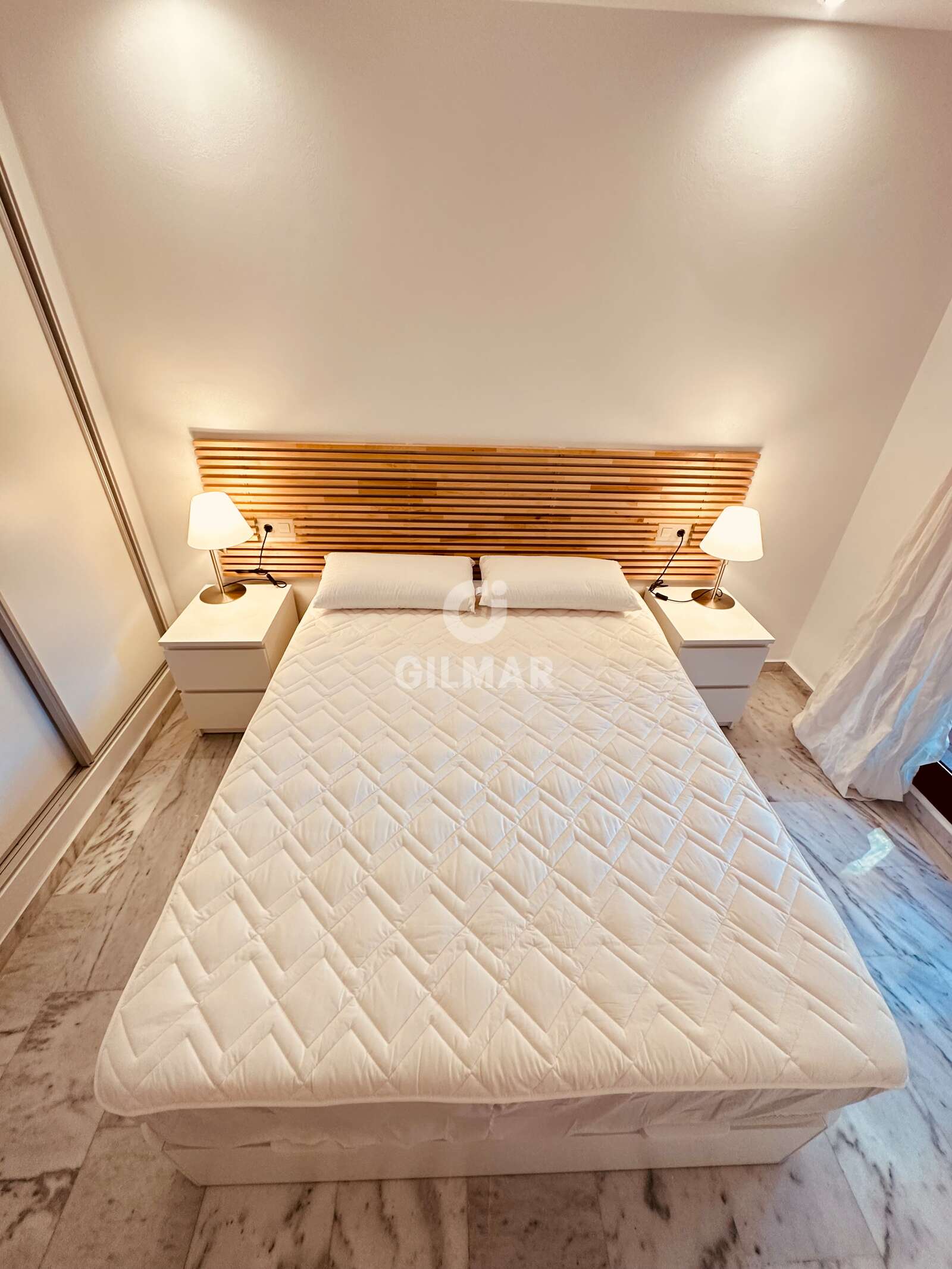 Property slider Gilmar