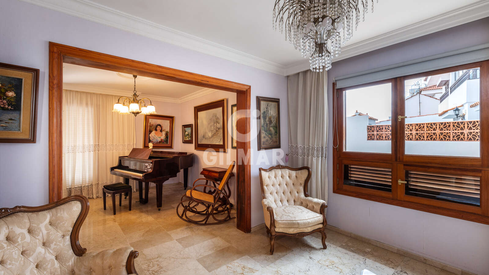 Property slider Gilmar