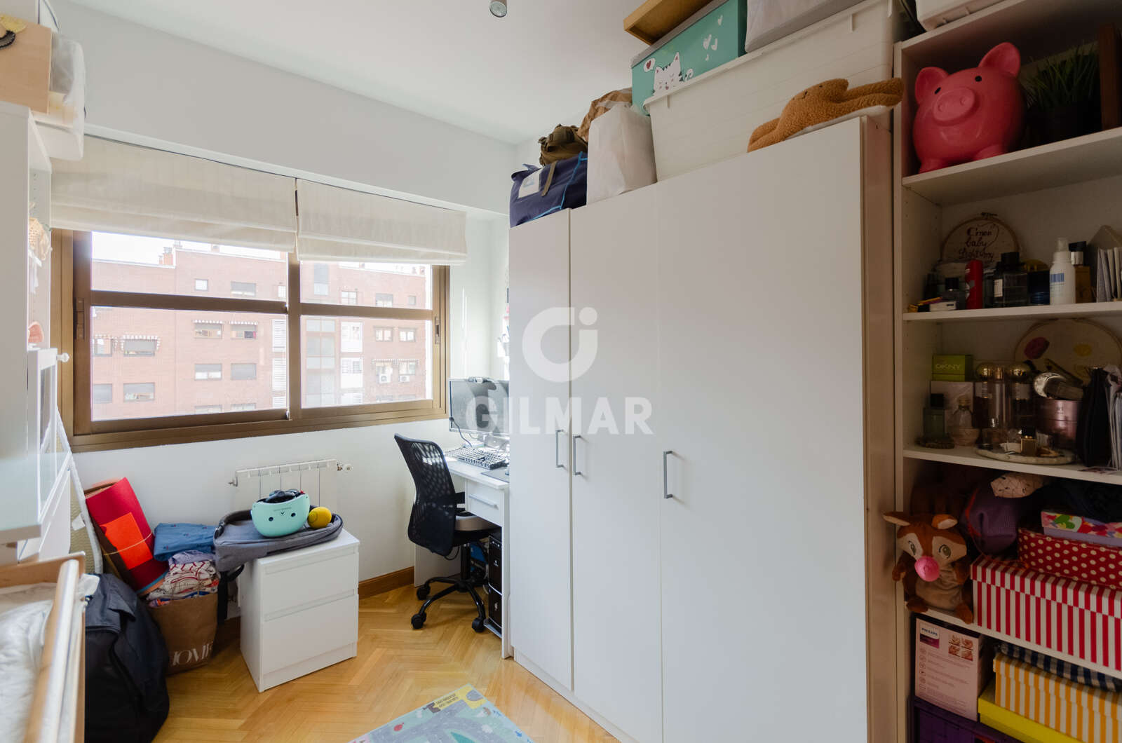 Property slider Gilmar