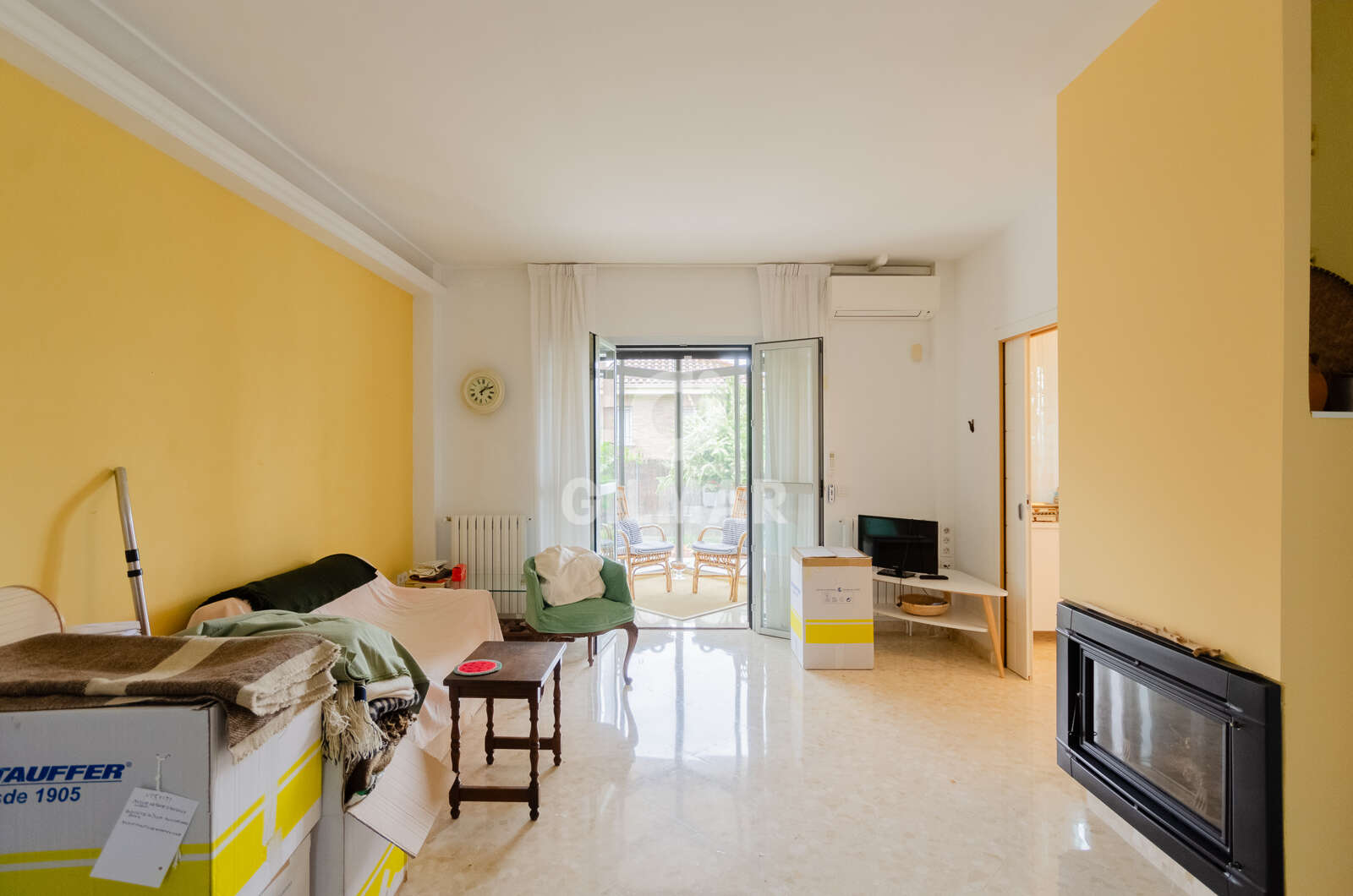 Property slider Gilmar