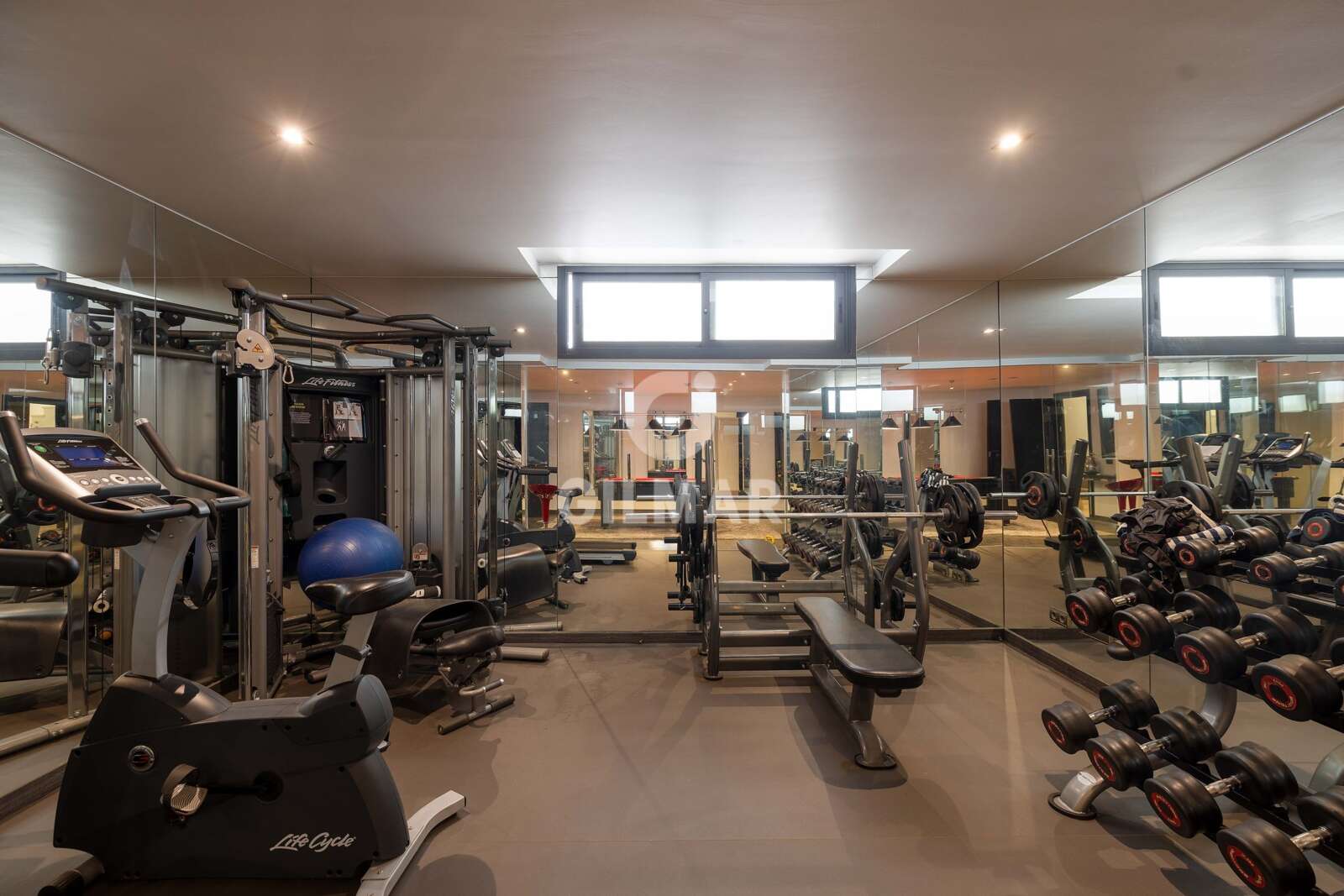 Property slider Gilmar
